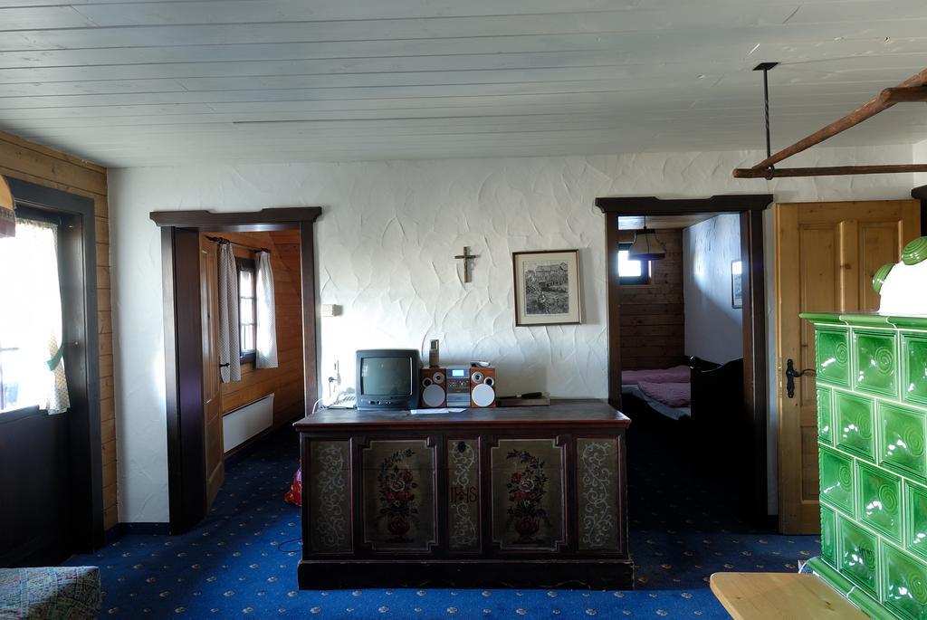 Alpenhaeuser Marcius Sonnenalpe Nassfeld Room photo